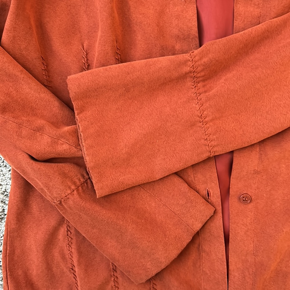 Button Down - Picture 3 of 3